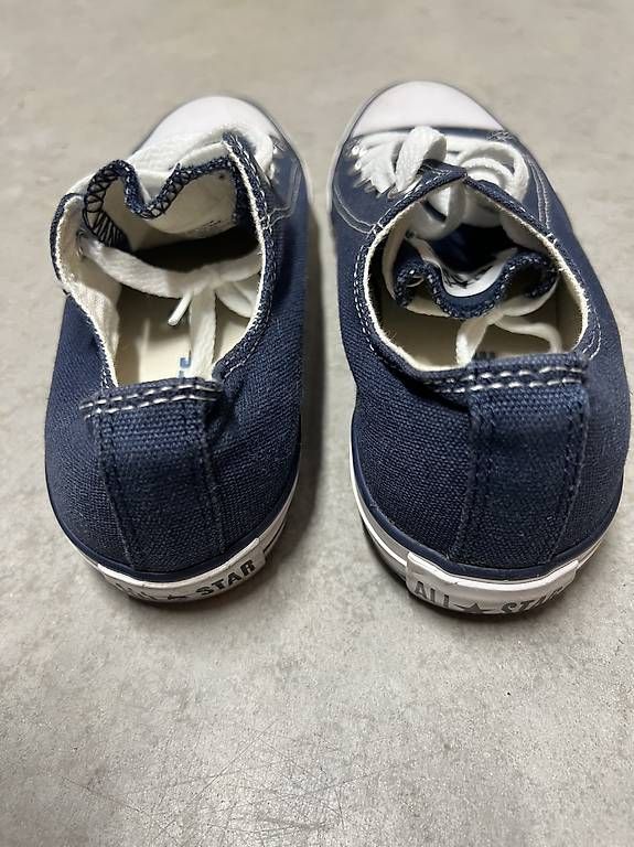 Scarpe da uomo: Converse All Star dunkelblau Gr. 37 – Usato da Sevelen venduto da ale_v29l 1
