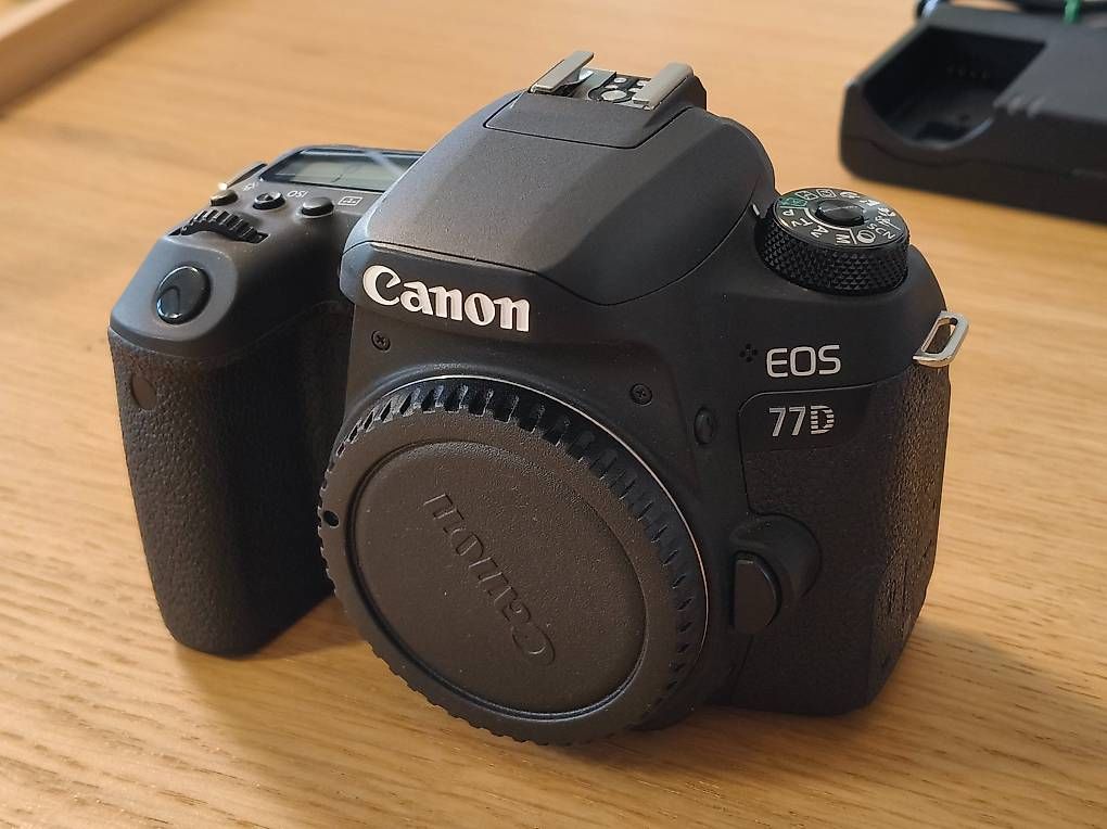Canon Fotocamera: Canon EOS 77D - Top Zustand – Usato da Zürich venduto da DonBodo 2