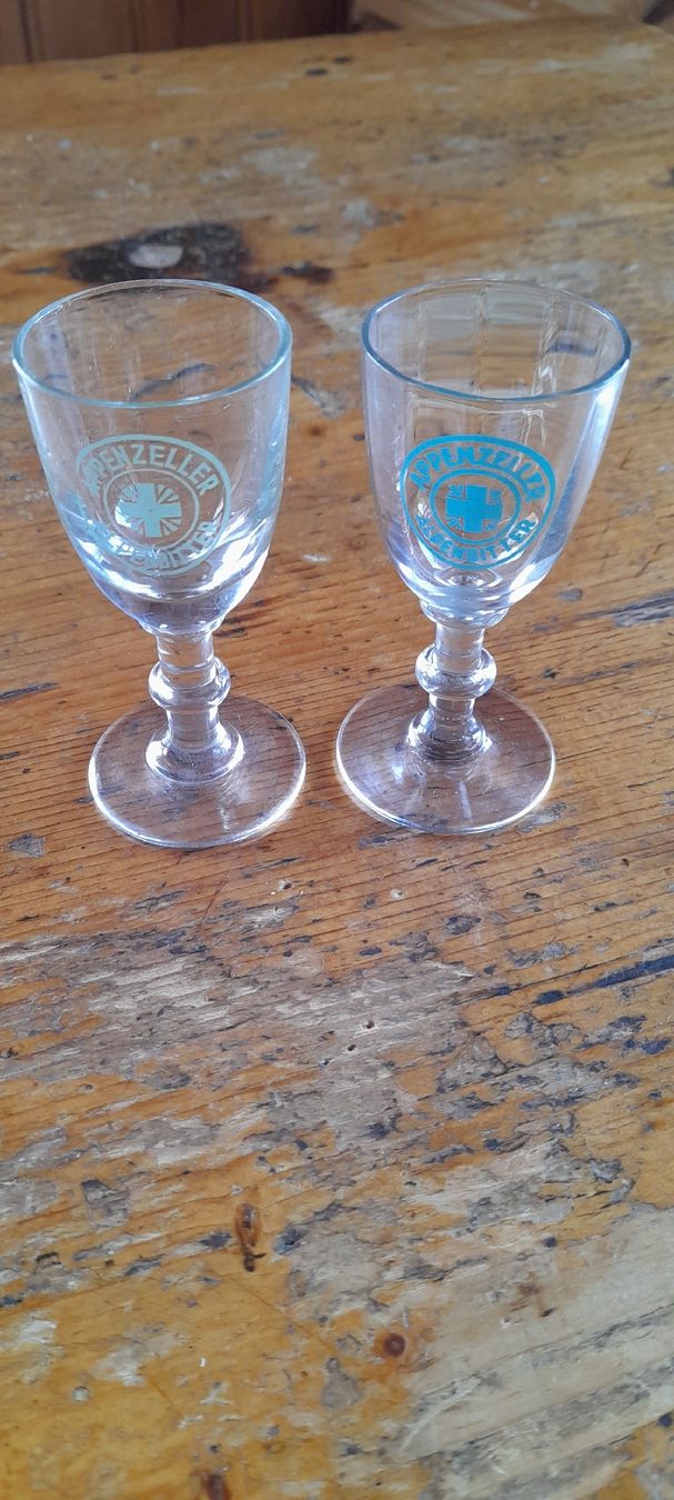 Bicchieri: Appenzeller Alpenbitterglas – Usato da Nesslau venduto da Pina