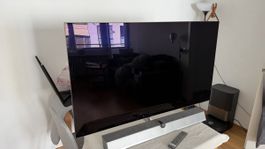 Philips 55OLED936 TV mit Bowers und Wilkins Soundbar