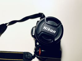 Nikon D50 Digital-Kamera mit Zubehör, top Zustan