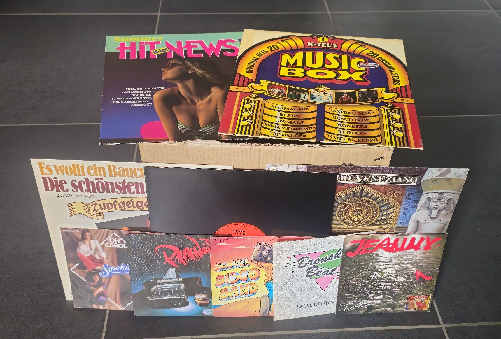 Dischi in vinile: Schallplatten, Maxis und Singles ,Querbeet, ungeprüft .  – Usato da Staffelbach venduto da Ddado01 9