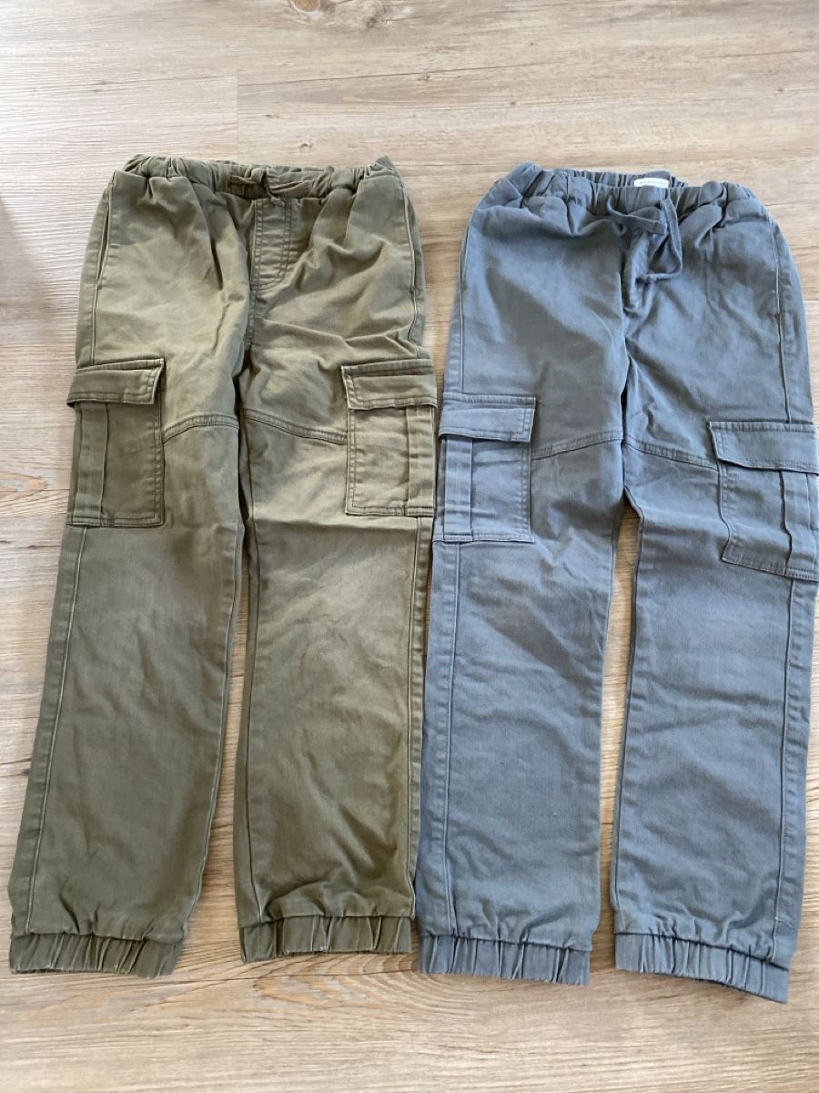 Vertbaudet Pantaloni: 2x Cargohose 140 Vertbaudet – Usato da Killwangen venduto da Sommer15