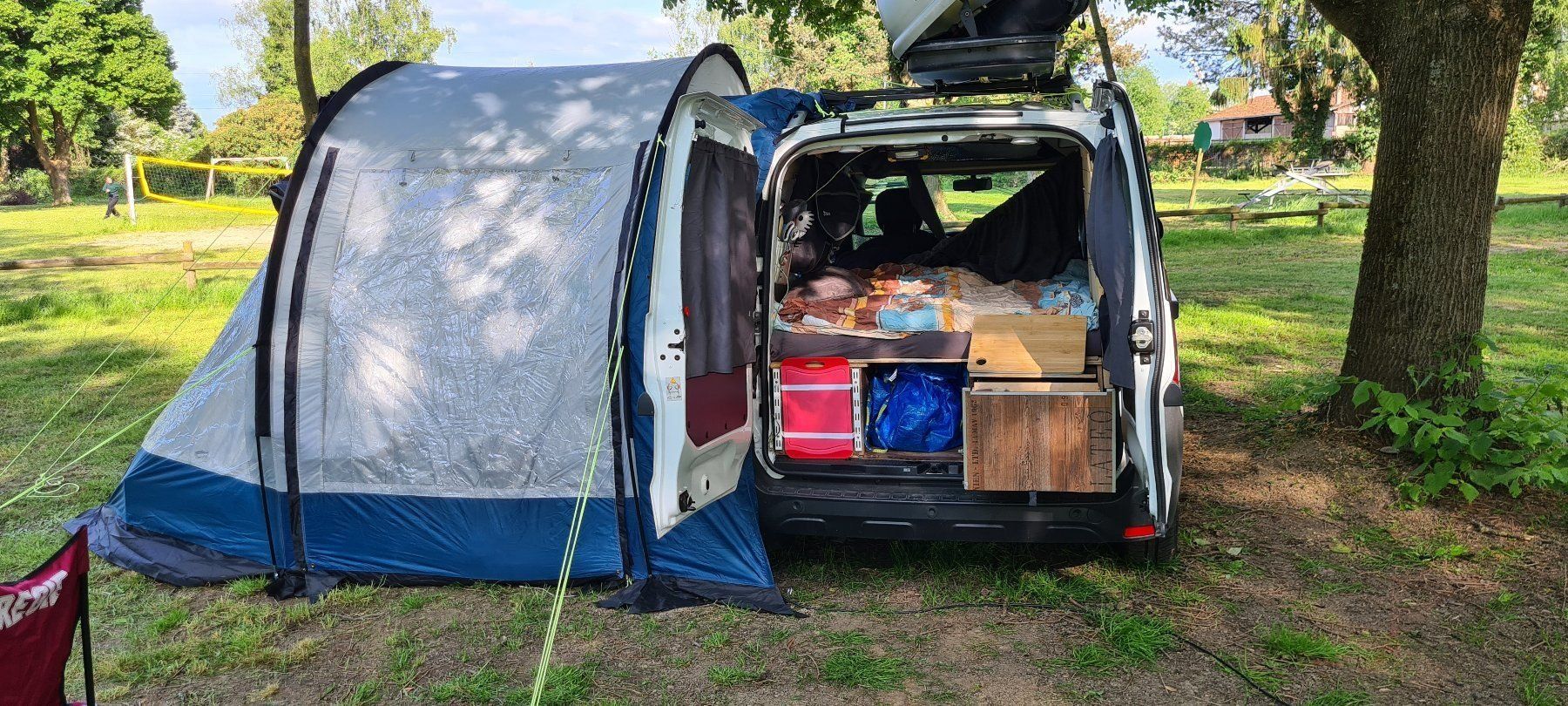 Dokker 100 Express für autarkes Camping, mit vielen Extras (Gebraucht ...