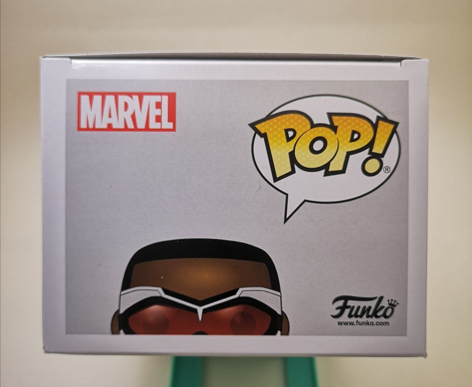 Funko Statuette: Funko Pop Captain America #819 – Nuovo e nell'imballaggio originale da Riehen venduto da _TheCollectorShop_ 4