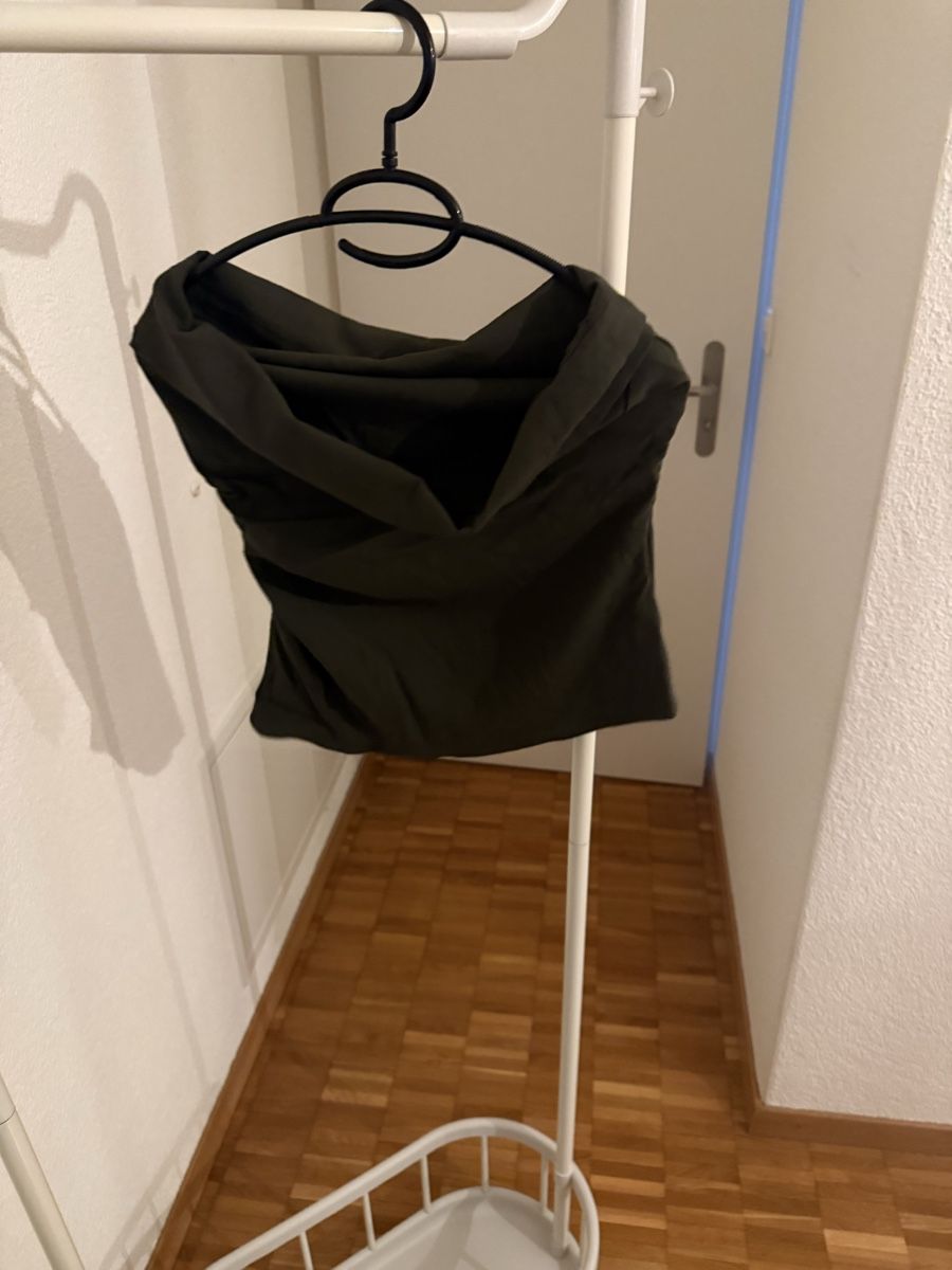 Kleiderpakete: 3 Zweiteiler Sets – Gebraucht aus Kloten von Schweizkloten 6
