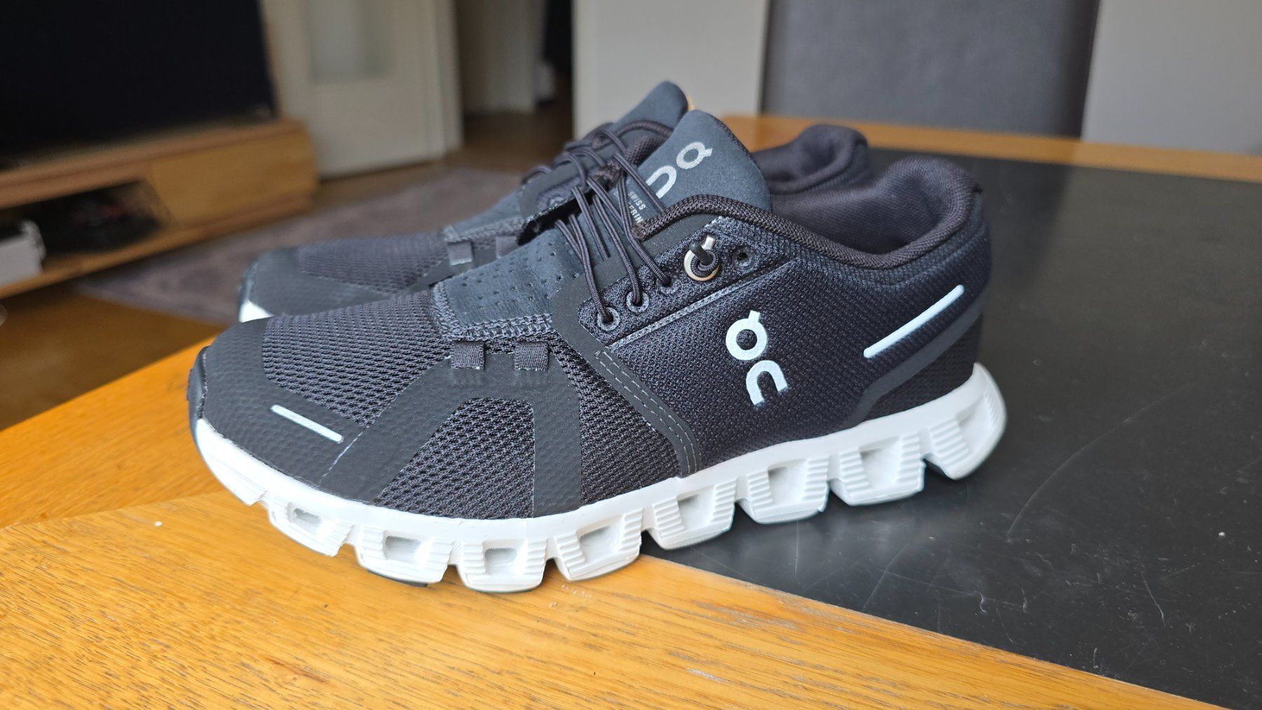 On Chaussures femmes: On Cloud schuhe EU 36.5 – Neuf (Voir description) à Wallisellen par theblacksheep 3