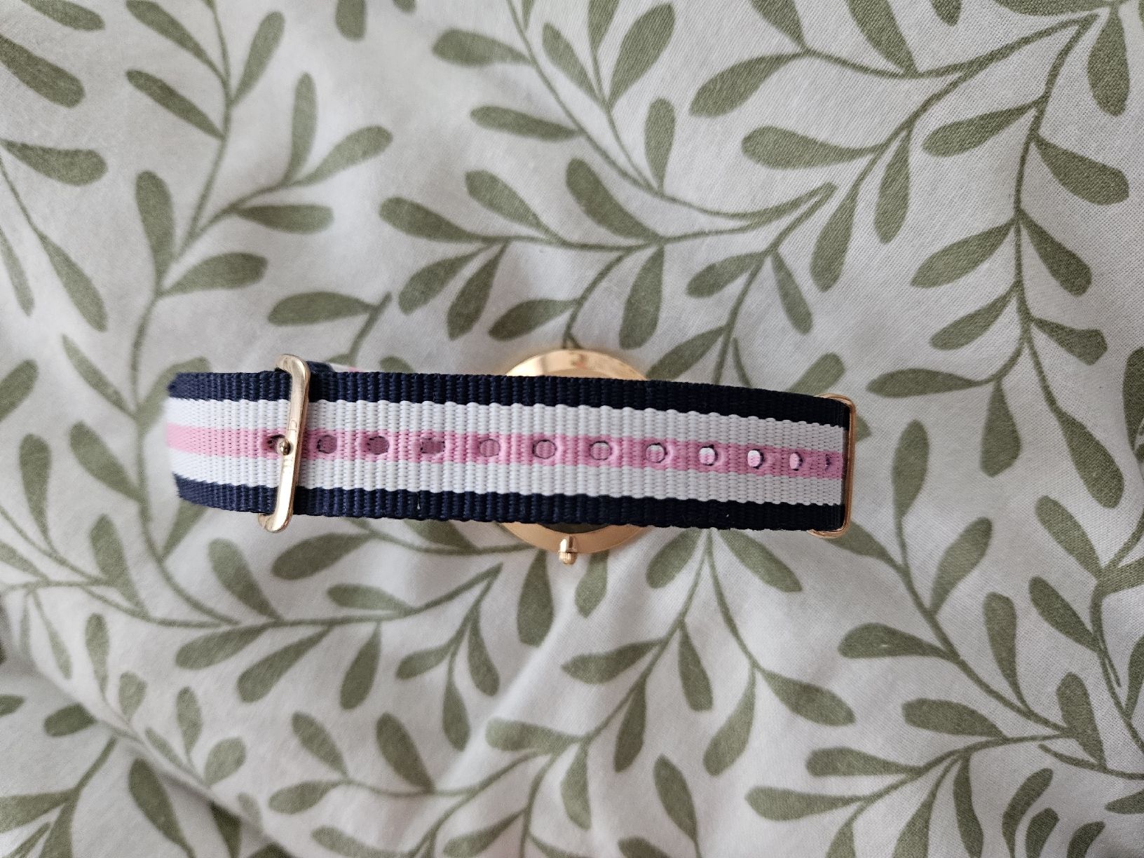 Daniel Wellington Uhren: Daniel Wellington Uhr – Defekt aus Bern von hof_5bvg 2