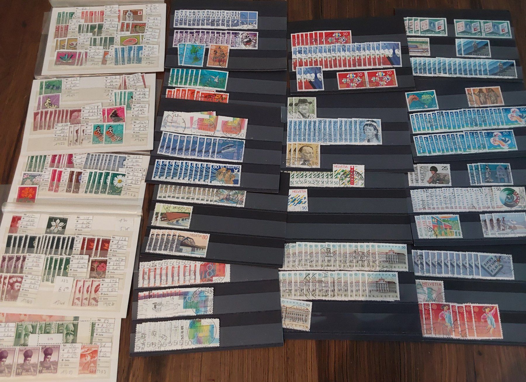 Tutti i francobolli: 200 Stk. CH Briefmarken-Steckkarten – Usato da Münchwilen AG venduto da Nesar 9