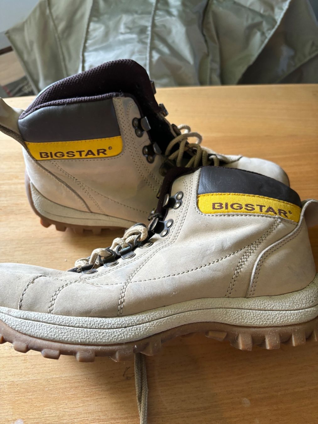 Scarpe da donna: Halbschuhe von Big Star Gr. 39 – Usato da Wald AR venduto da bertli00