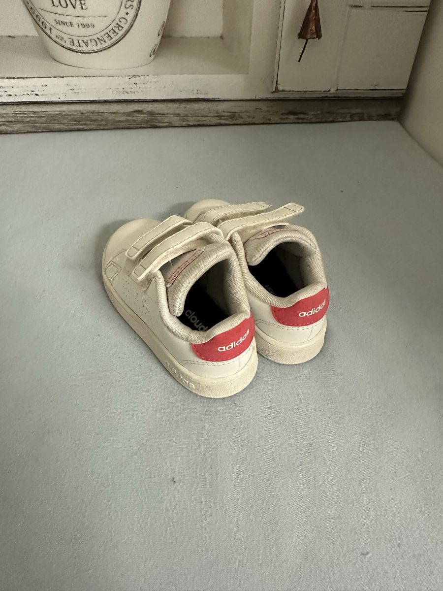 Adidas Scarpe per ragazzi: Kinderschuhe Adidas Gr. 23 – Usato da Mels venduto da pedromiguel_12 1