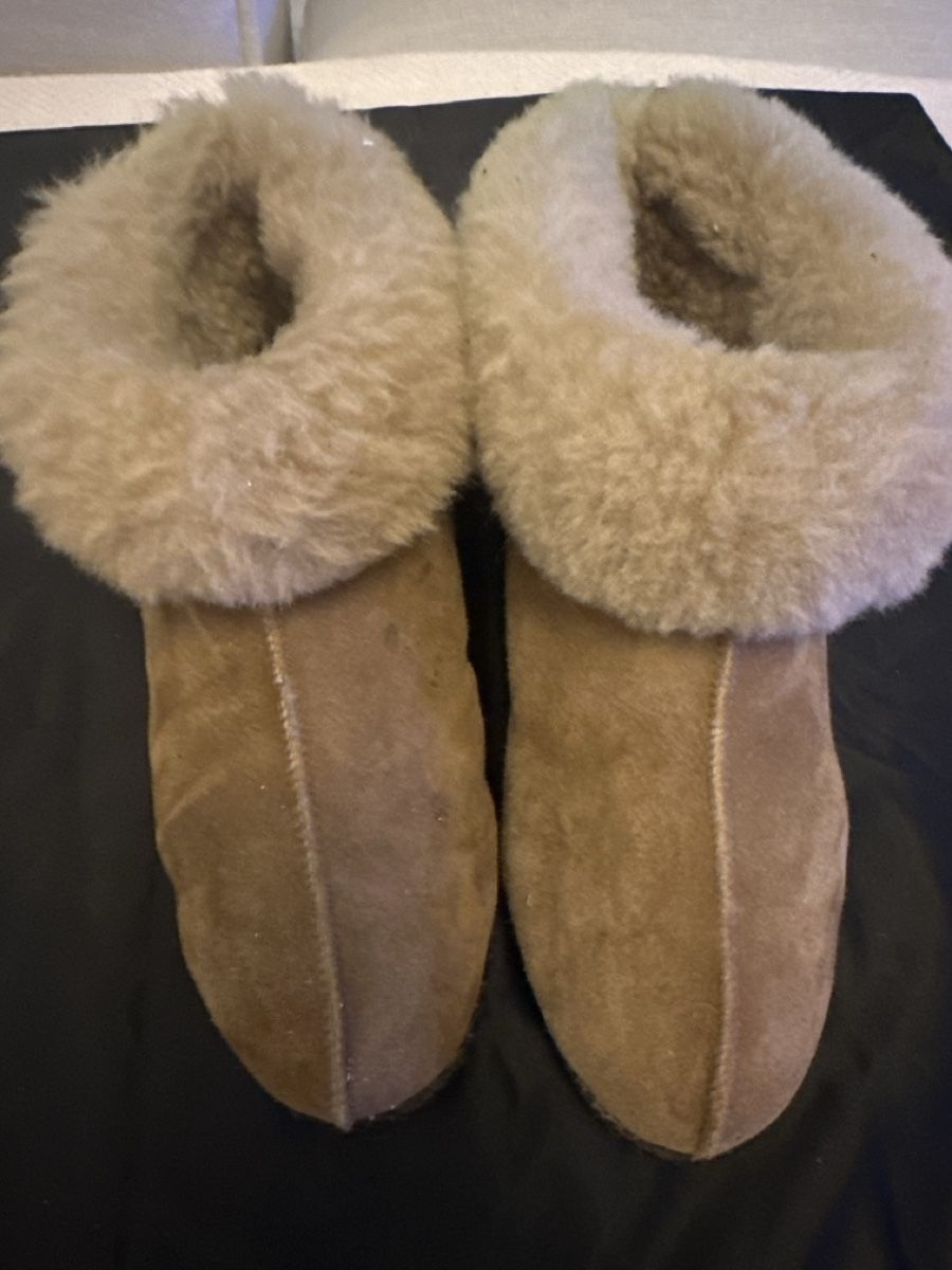 Scarpe da donna: Warme Hausschuhe, Pantoffeln, Gr. 42 – Usato da Zürich venduto da mhm_6rhw