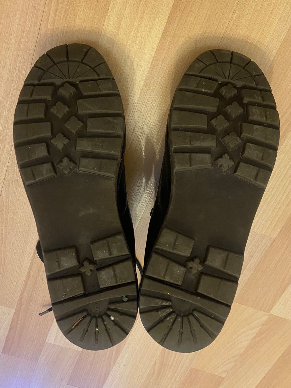 Minerva Scarpe da uomo: Militärstiefel Grösse 43 – Usato da Ostermundigen venduto da D.fou 1