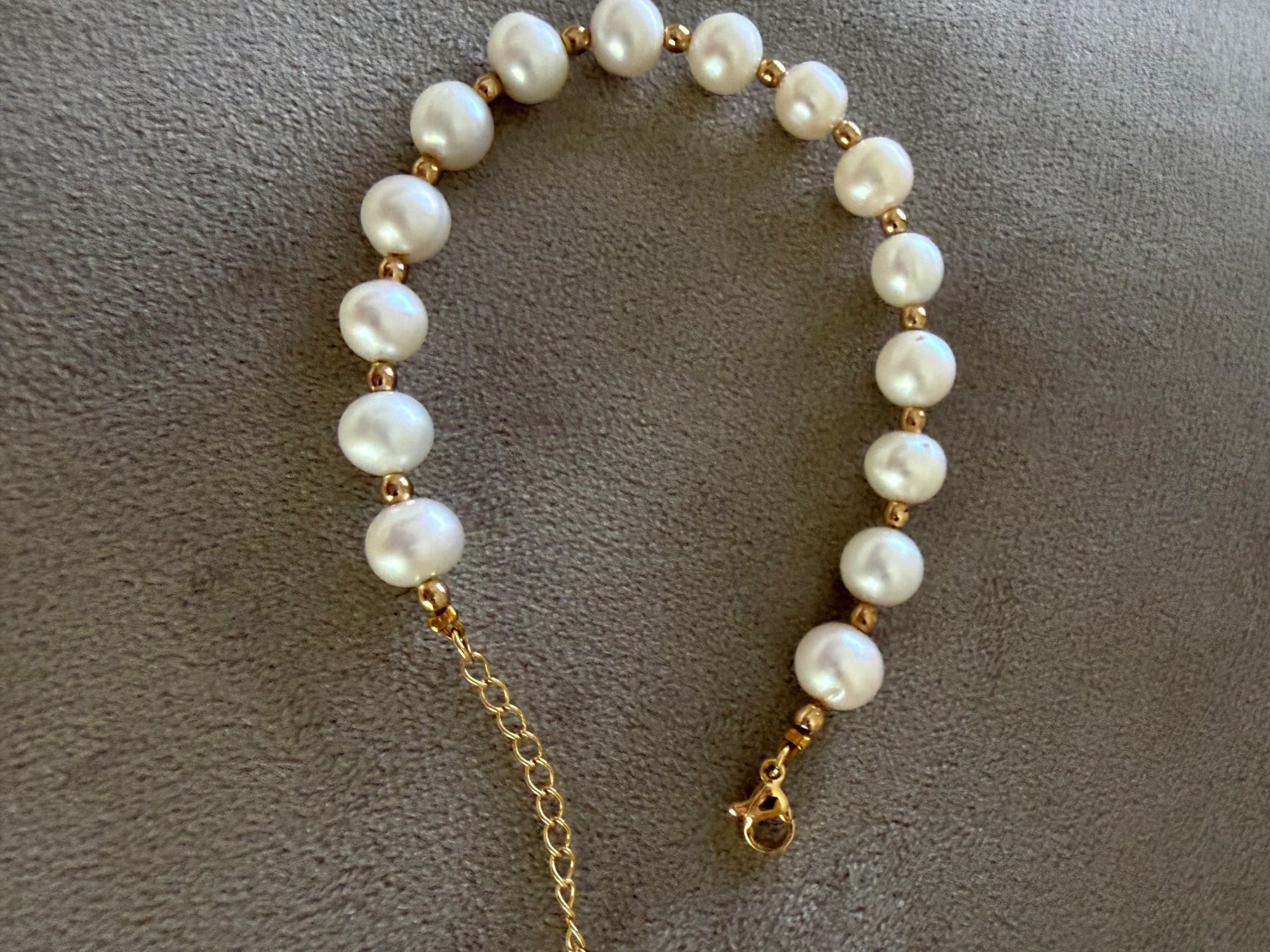 Bracelets: Natural pearl bracelet – Neuf avec emballage d'origine à Zürich par ghe_k58z 3