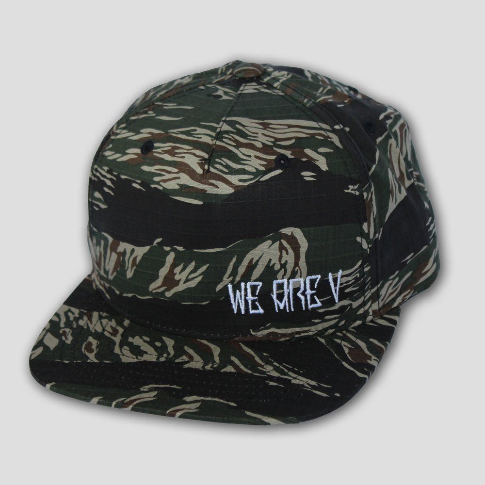 Copricapi, berretti & cappellini: Snapback von We Are V – Nuovo e nell'imballaggio originale da Schüpfheim venduto da WeAreV