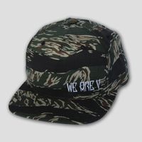 Snapback von We Are V