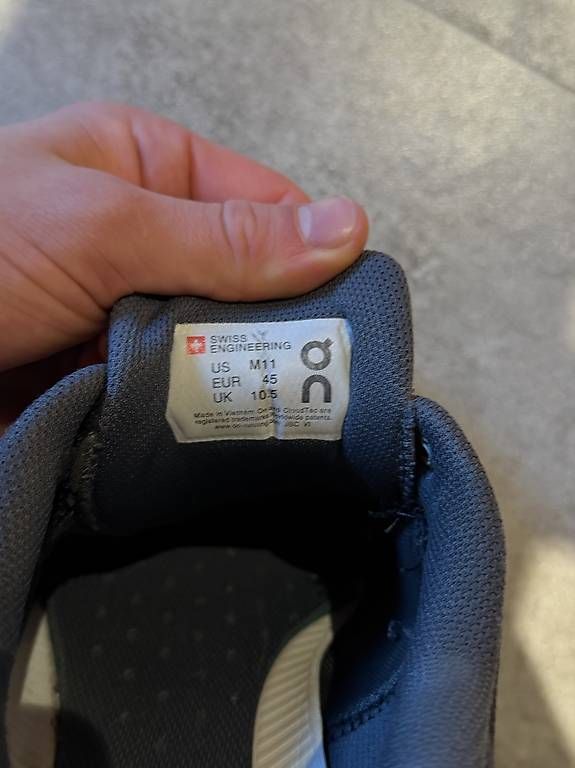 Herrenschuhe: On Cloud Schuhe – Gebraucht aus Ottoberg von Lukhelfinger 3