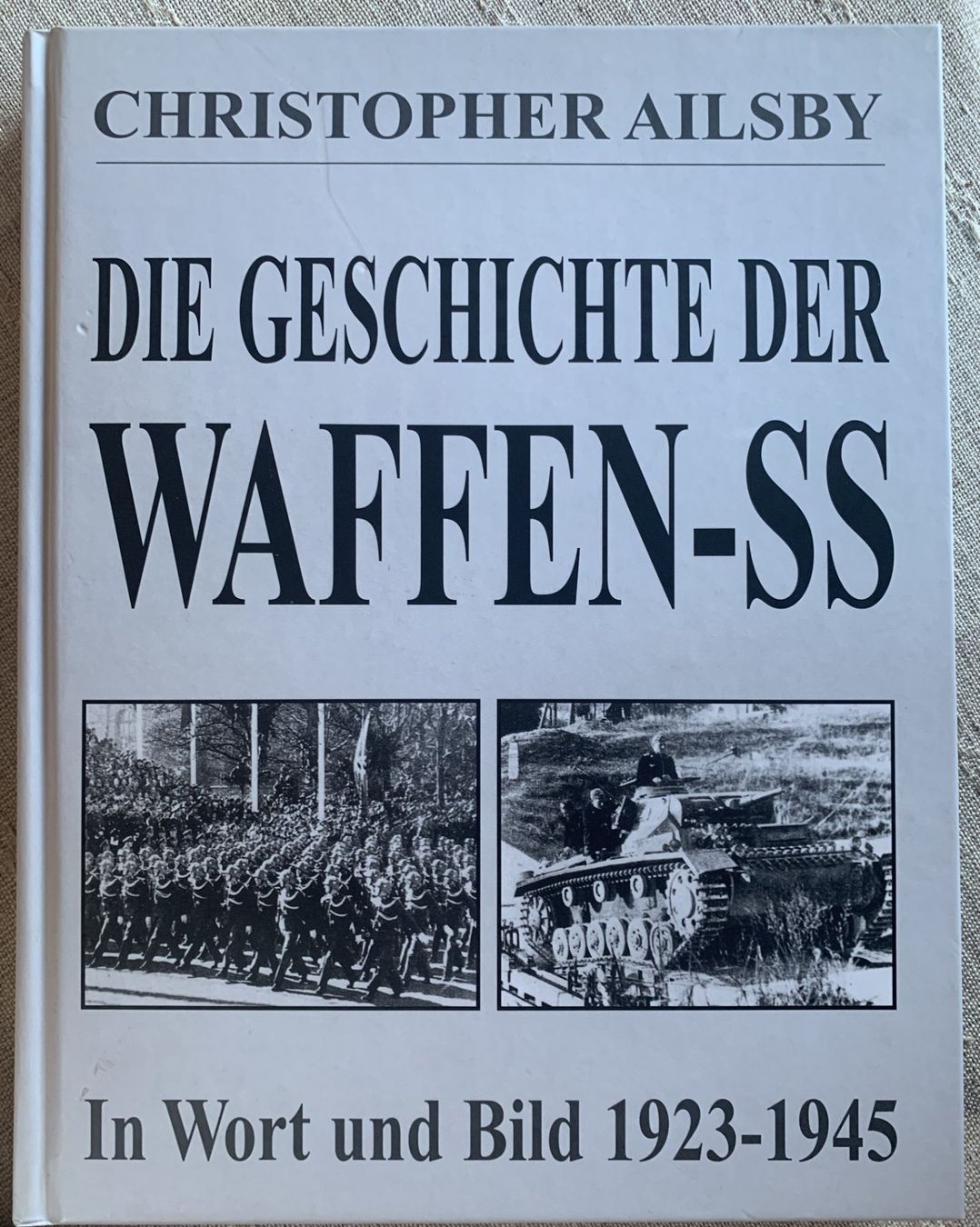 Libri: Die Geschichte der Waffen-SS – Usato da Volketswil venduto da zwitsch33
