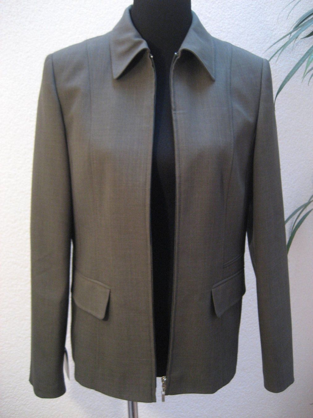 Giacche: Veste taille 38 neuve – Nuovo e nell'imballaggio originale da Delémont venduto da marryb