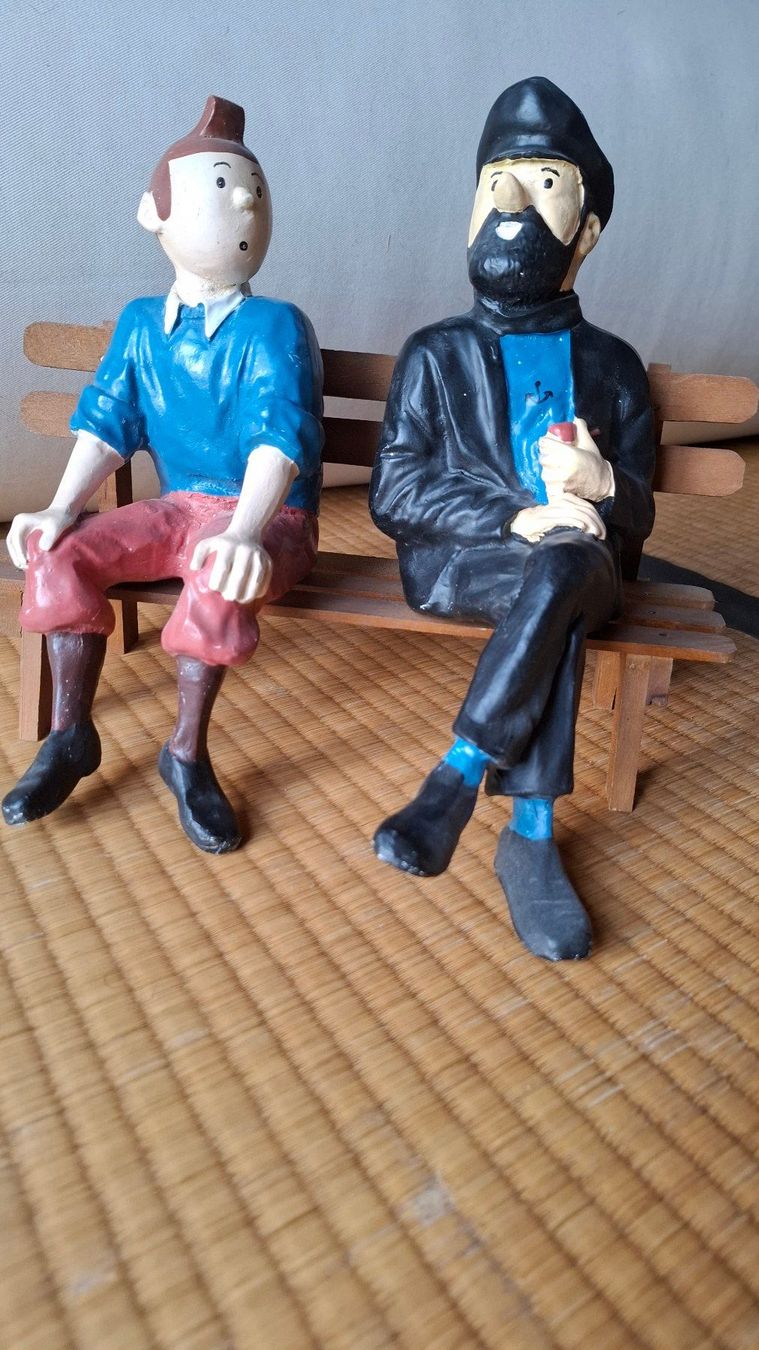 Statuette: Copie Tintin et Capitaine Haddock sur banc – Usato da Biel/Bienne venduto da oli_g2tt