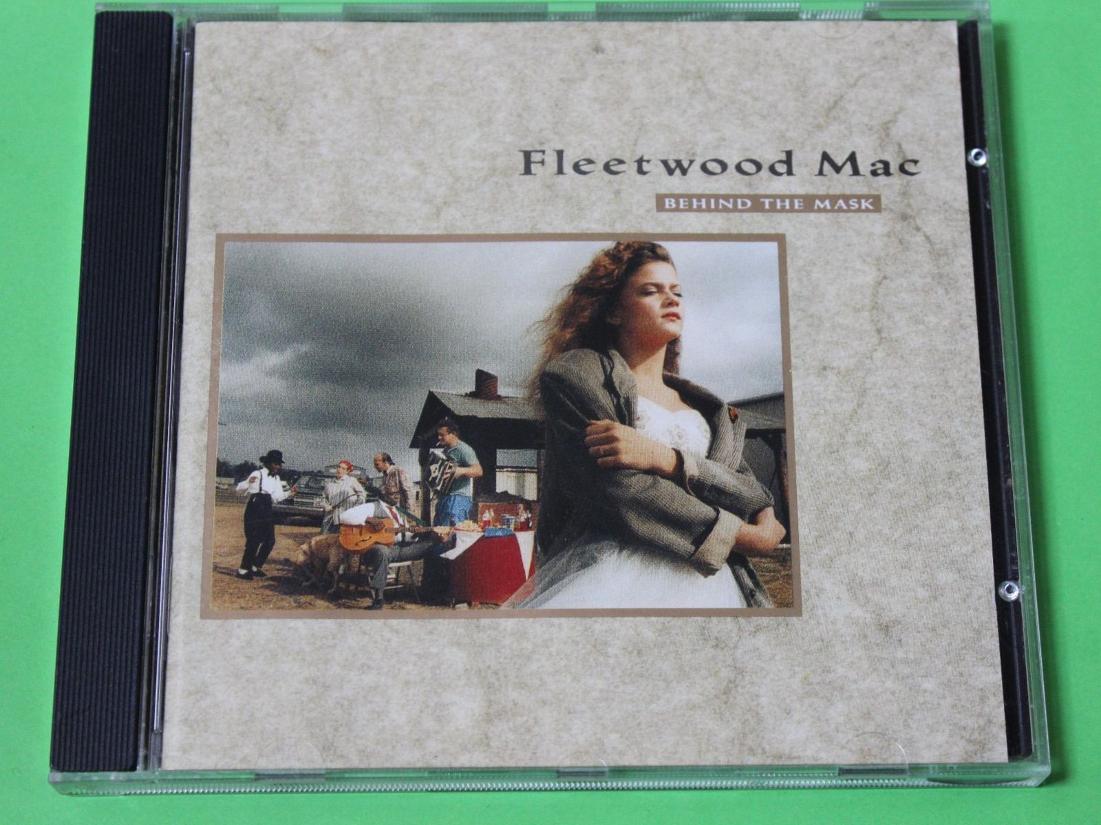 CD: FLEETWOOD MAC - BEHIND THE MASK CD 1990 – Usato da Tübach venduto da JamesStone 1