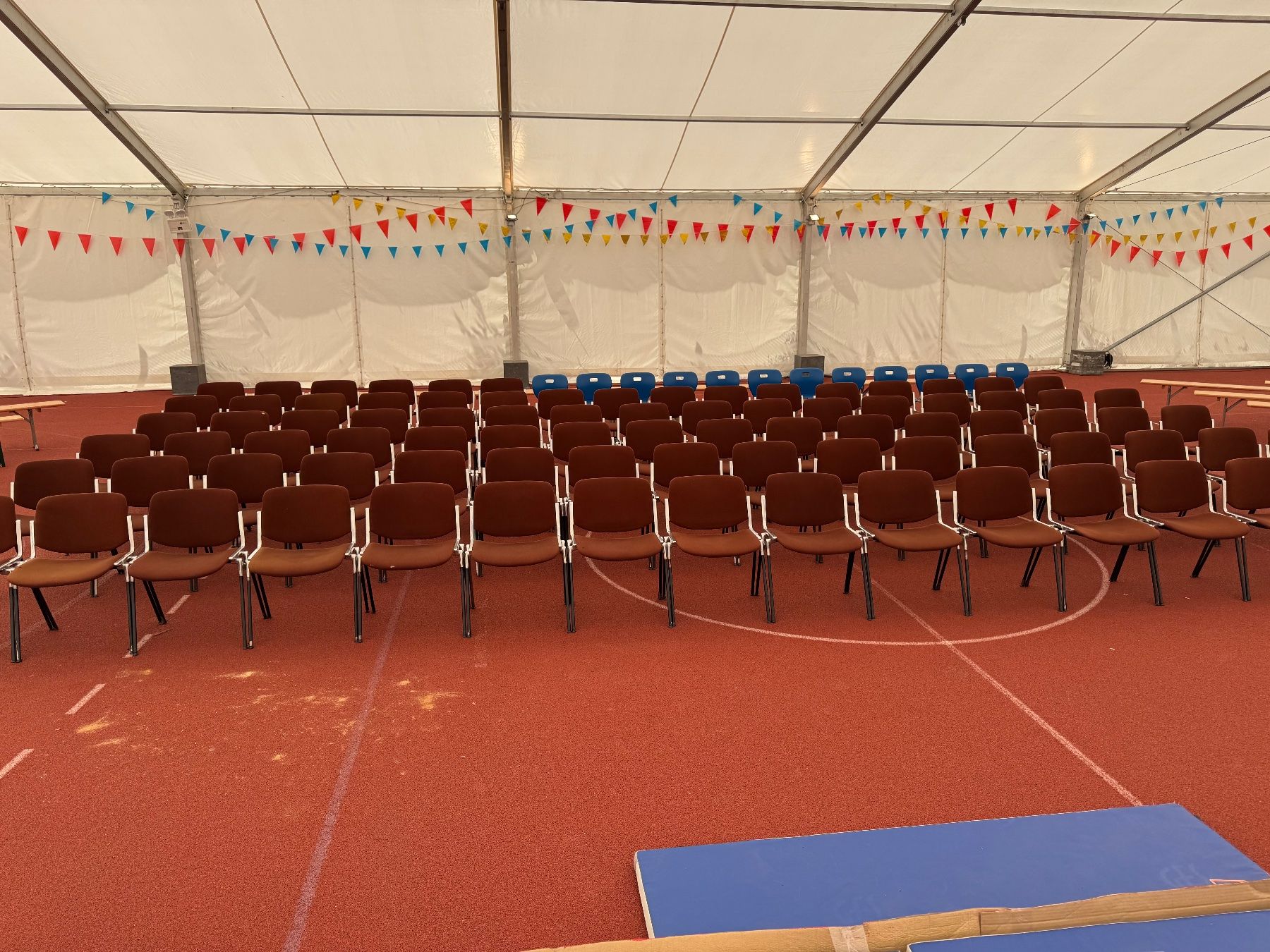 Castelli Sedie: Vintage Konferenzstuhl Castelli – Usato da Lufingen venduto da cagdasch 1