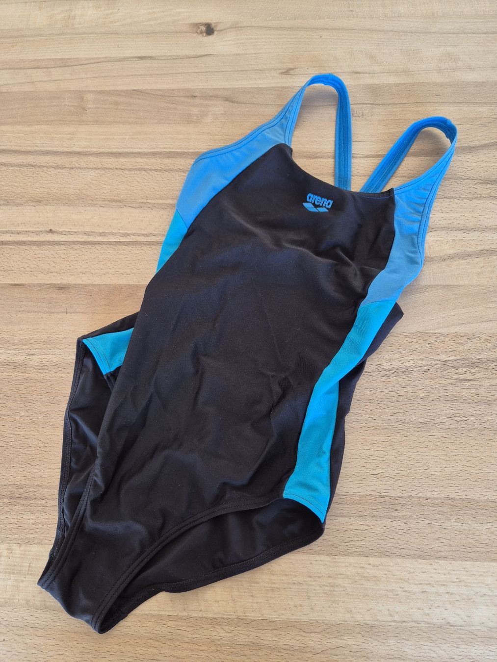 Costumi da bagno & Bikini: Badeanzug Arena Damen Grösse 36 – Usato da Zofingen venduto da Taesch