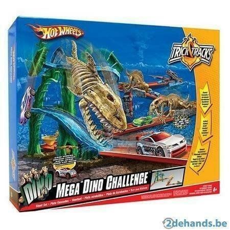 Hot Wheels Mega Dino Challenge