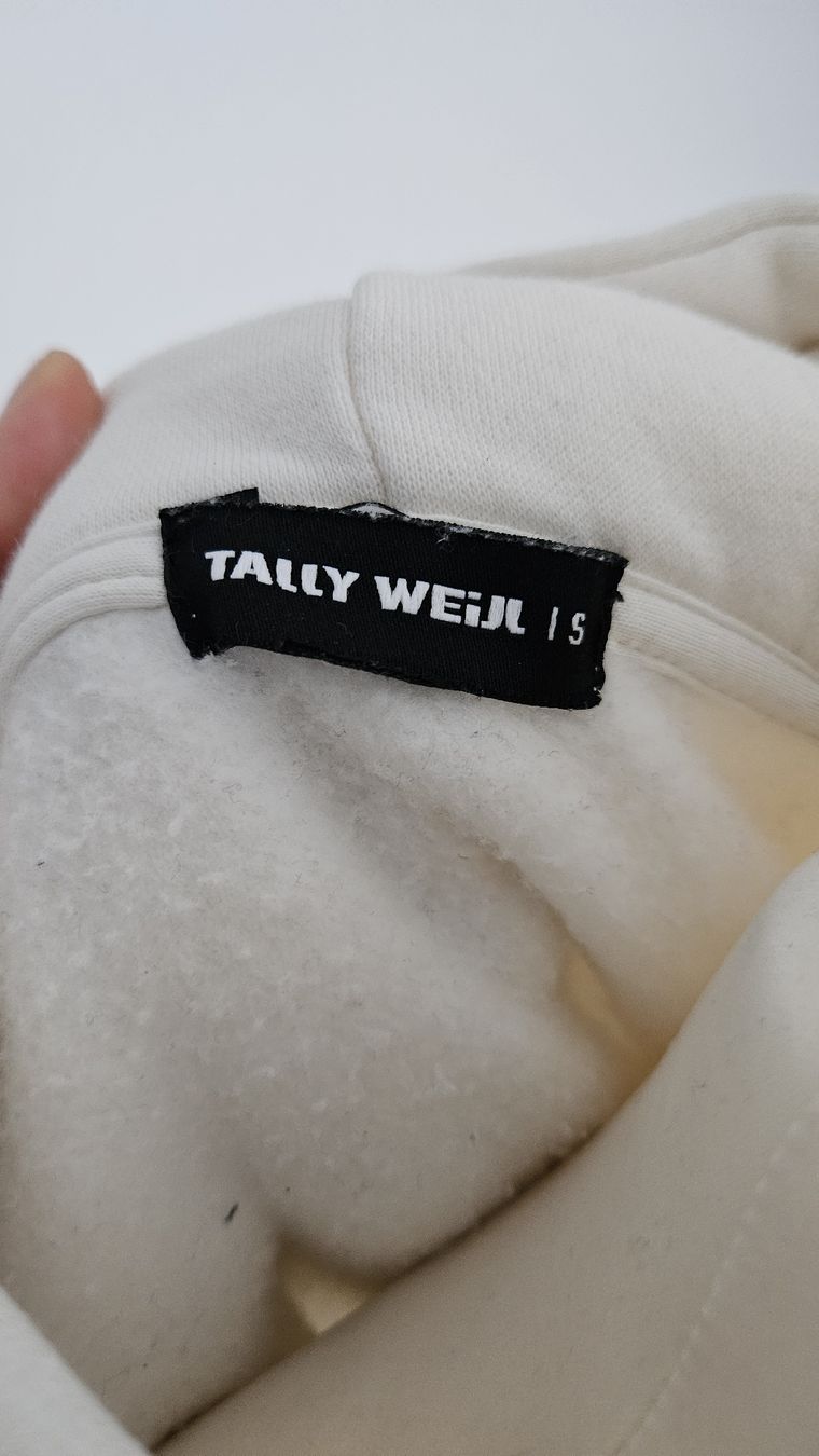 Pullover & Sweatshirts: Pullover – Gebraucht aus Bülach von Recherchieren 2