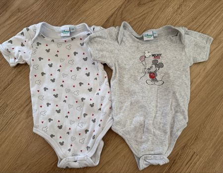 2er-Set Disney Baby Bodys "Mickey Mouse", Gr. 68 (6 Mt.)