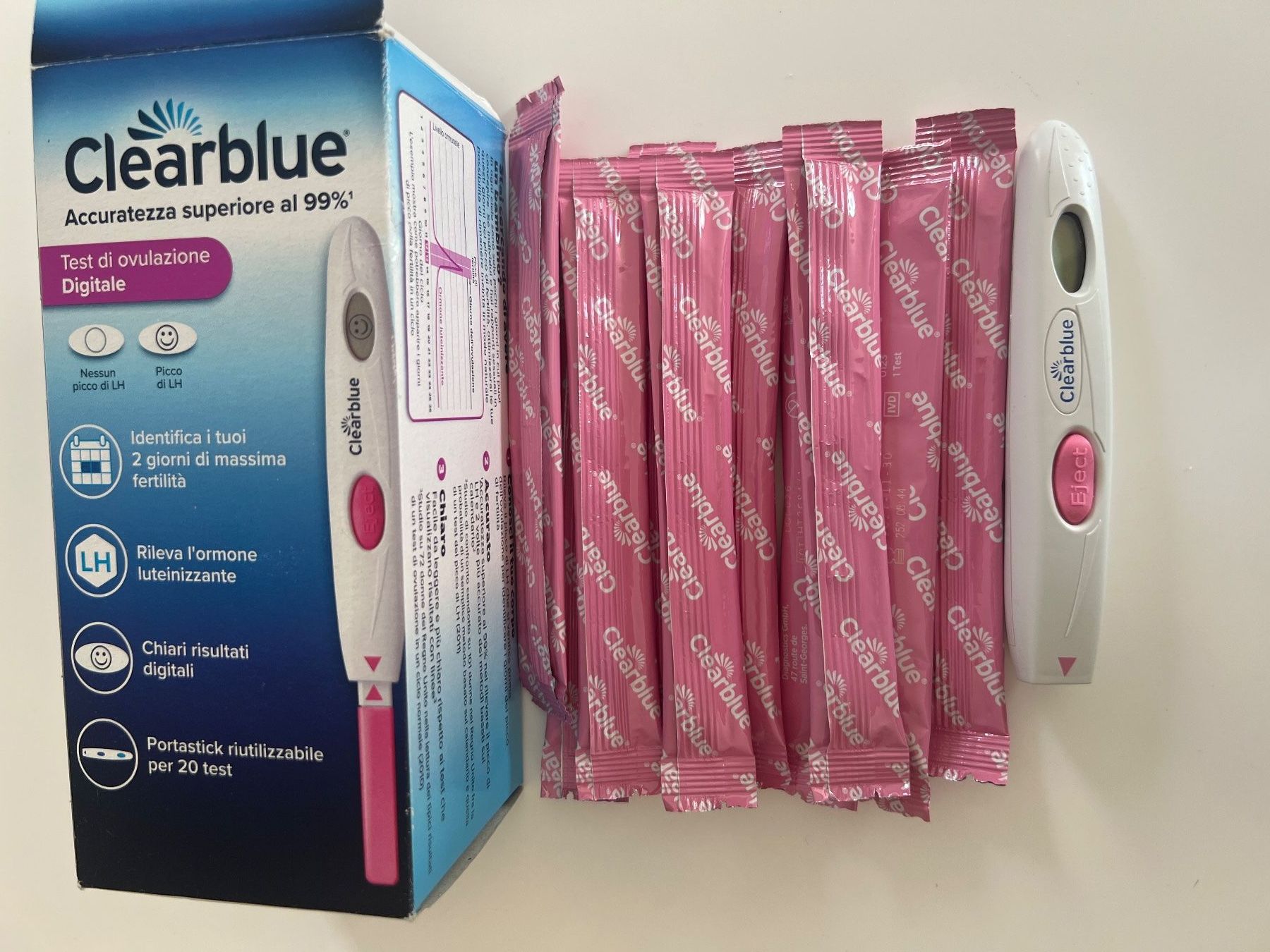Appareils médicaux: Test ovulazione Clearblue – Neuf avec emballage d'origine à Minusio par bio_z7yv