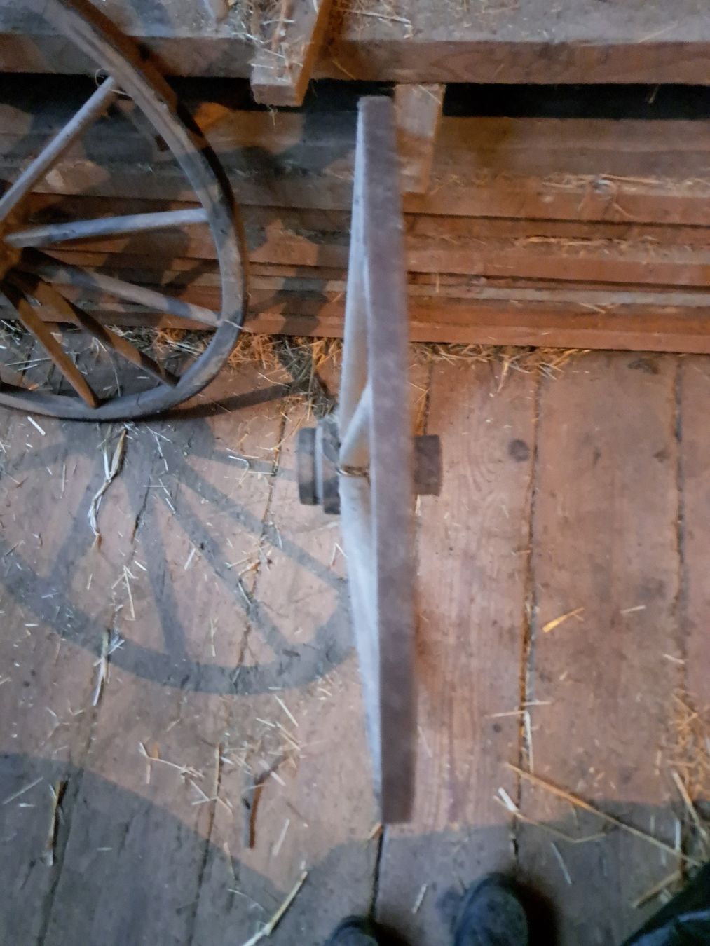 Pneus & Kompletträder: 2 Antike Wagenräder, Deko Gartenräder, Durchmesser 75 – Gebraucht aus Ottenbach von  1