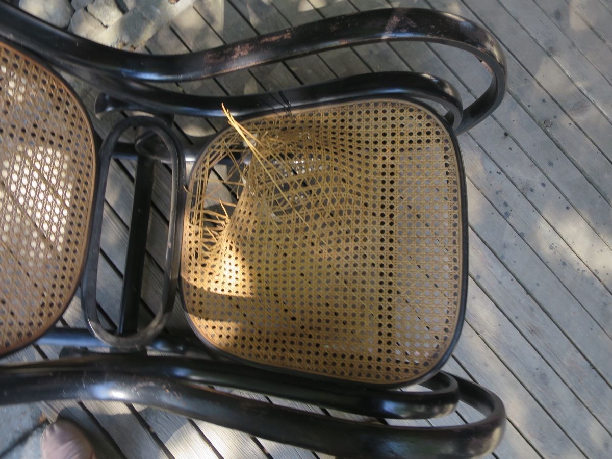 Thonet Chaises: Schaukelstuhl Thonet - Defekt – Défectueux à Diepoldsau par VanGammeln 4