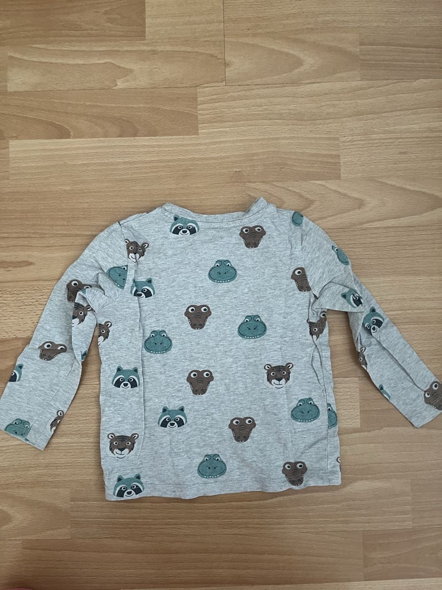 C&A Maglioni & Felpe: Langarmshirt, Gr. 104, C&A – Usato da Zürich venduto da jmg_8005 1