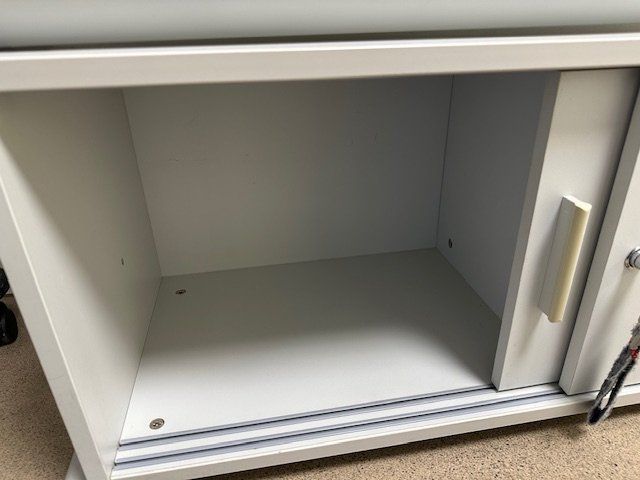 Altro in Decorazioni & Accessori: Prospektständer mit 2 abschliessbaren Fächern – Usato da Aarau venduto da vio_lrn7 3