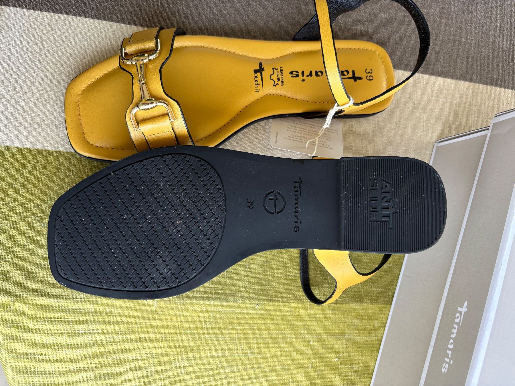 Tamaris Scarpe da donna: Sandalettes neuve Tamaris p.39. Cuir – Usato da Murten venduto da Louis1954 3