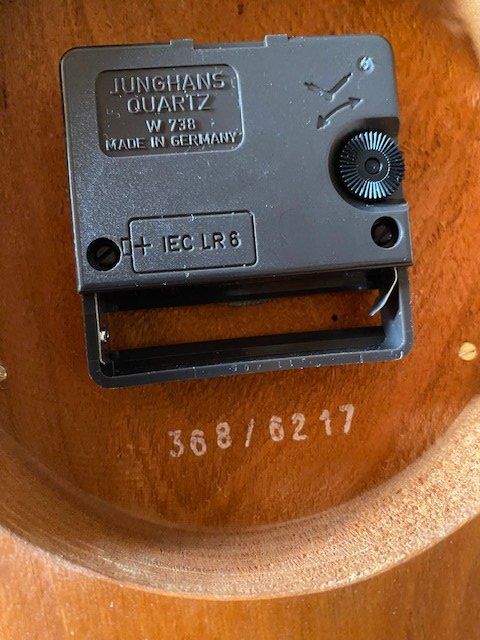 Braun Stand- & Wanduhren: Junghans Wanduhr – Gebraucht aus Schmerikon von Busskirch1 4