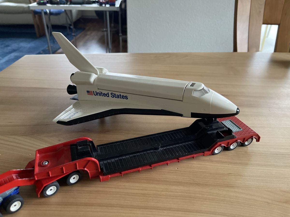 Siku Giocattoli: Spielzeug Lastwagen mit Space Shuttle gebraucht – Usato da Aeugst am Albis venduto da saleatmac 3