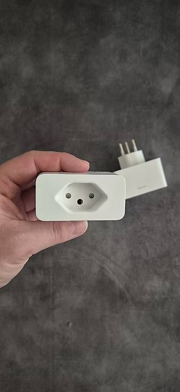 Stecker: Philips Hue Smart Plug – Gebraucht aus Reinach BL von 4fa_bct7 1