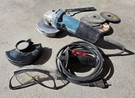 Makita 9558HN Winkelschleifer, Trennscheibe