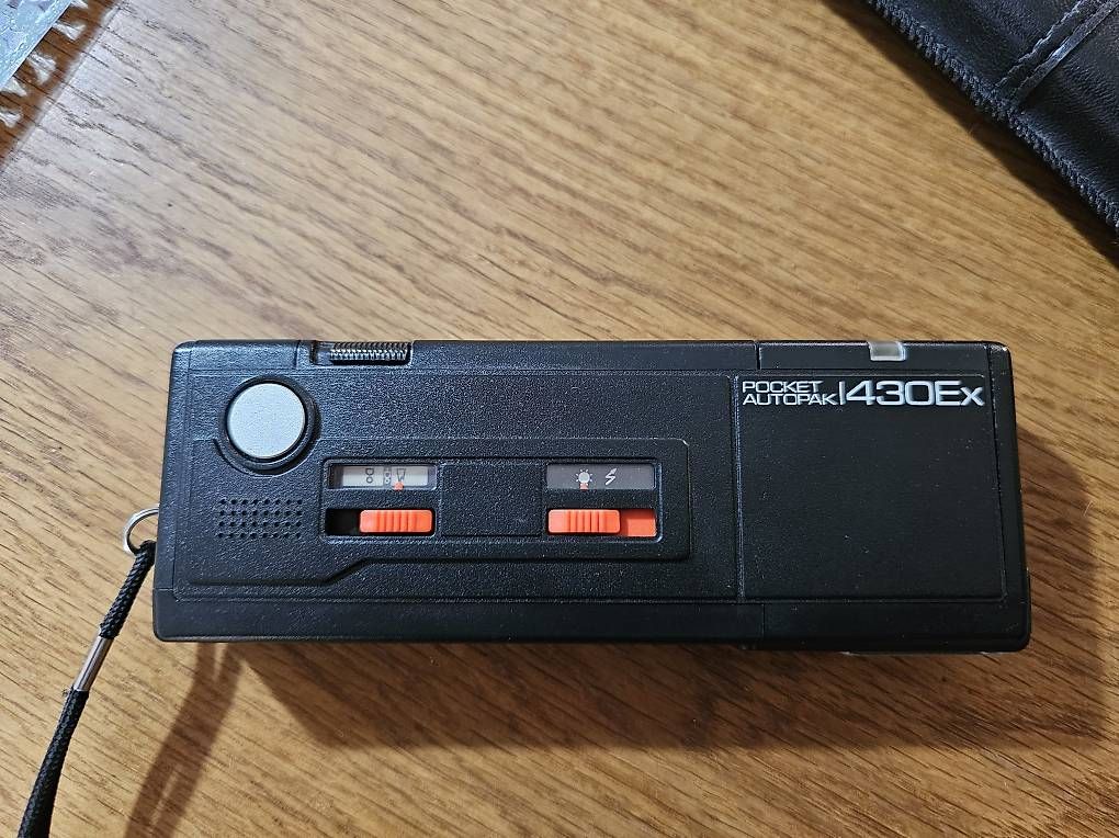 Minolta Fotocamera: Vintage Pocketkamera 430Ex von Minolta – Usato da Sulz AG venduto da Cacuzza 3