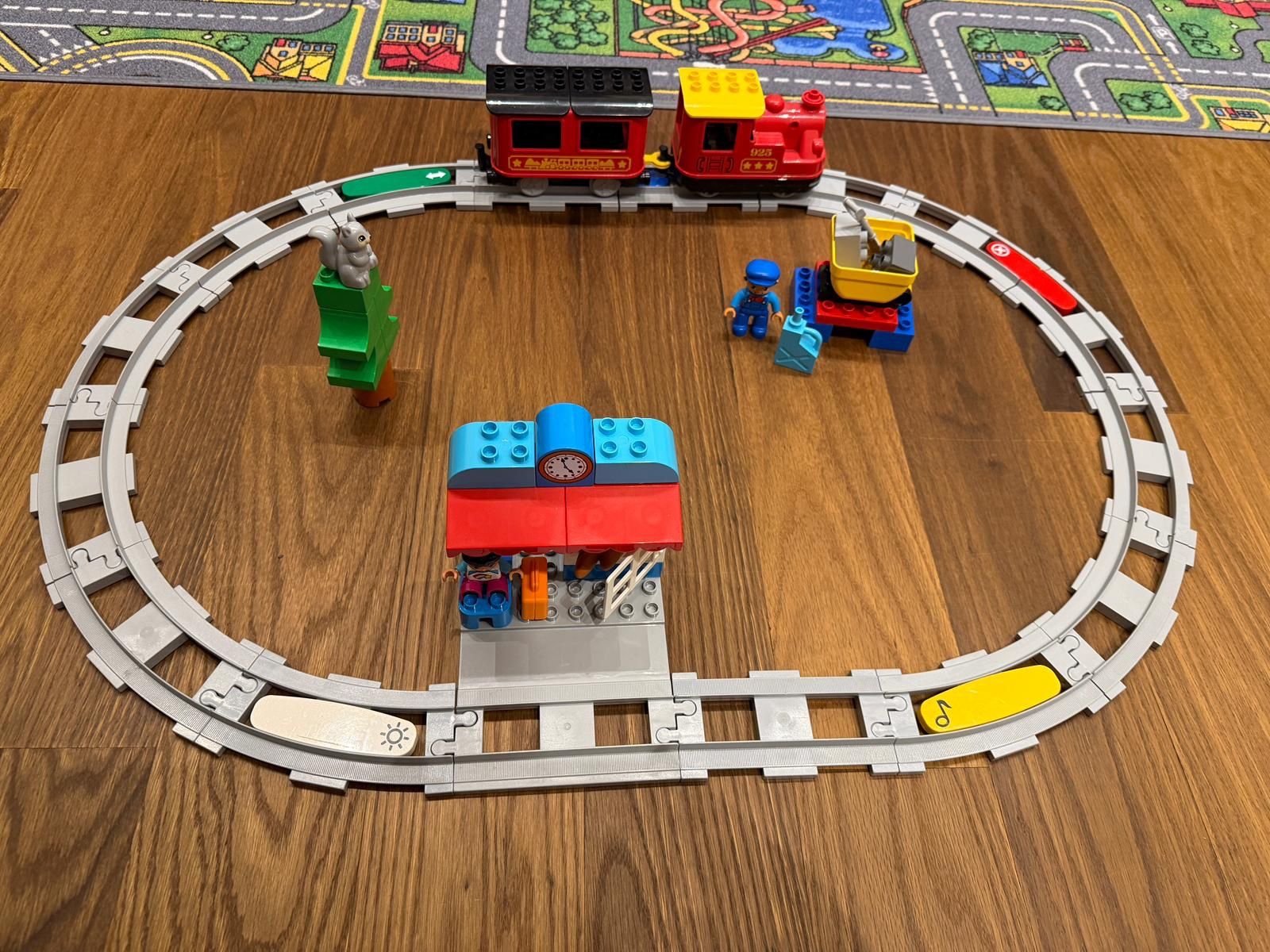 Lego Spielzeuge: LEGO DUPLO 10874 Dampflok – Gebraucht aus Horgen von Auction-Kings 1
