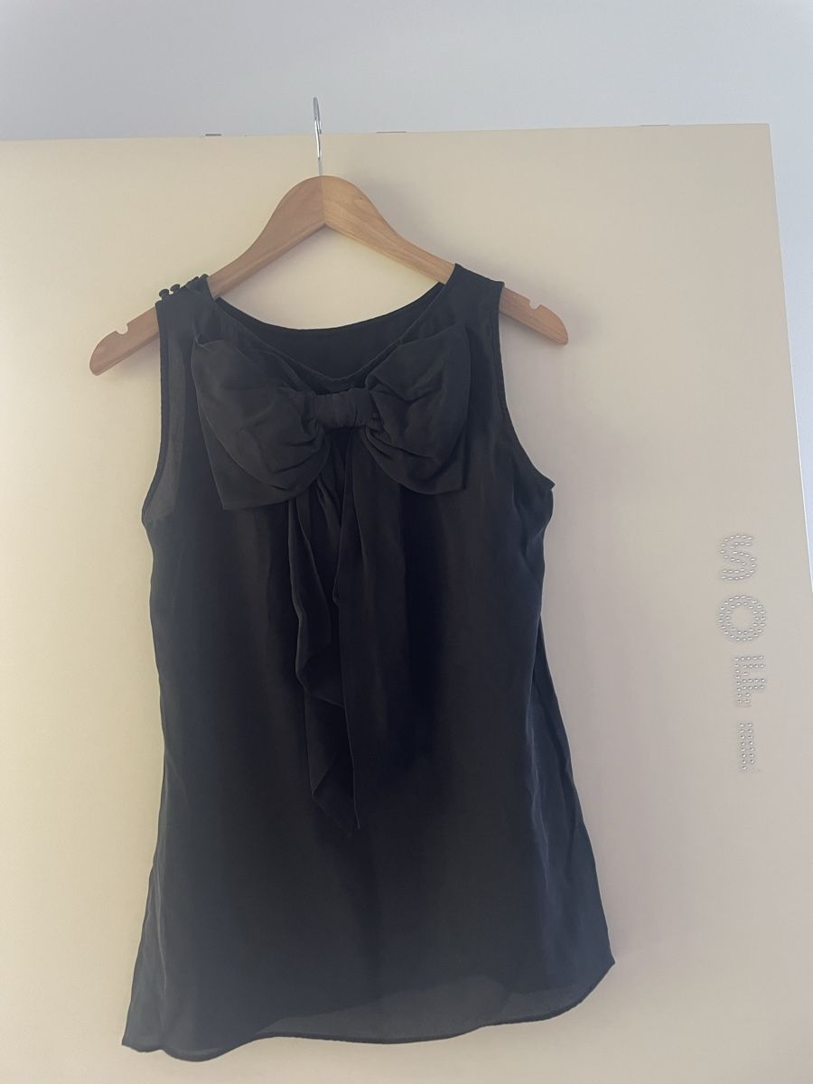 Valentino Top: Top Red Valentino nero,come nuovo! – Usato da Castel San Pietro venduto da sof_5f2g 2