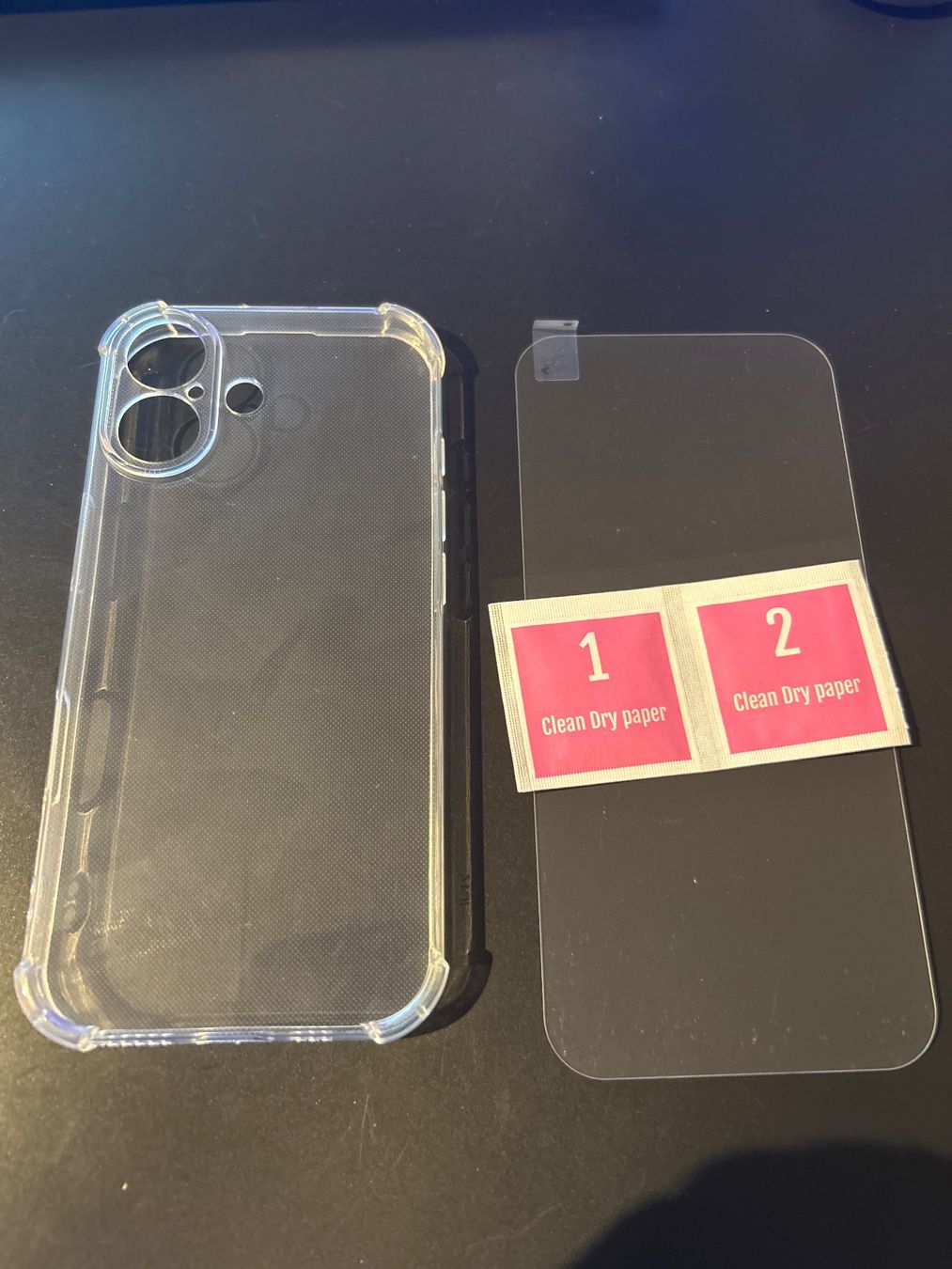 Apple Covers & Schutzfolien: Iphone 17 Cover Transparent und 1 Panzerglas - CHF 3.95 – Neu und originalverpackt aus Schenkon von Jaimer_91