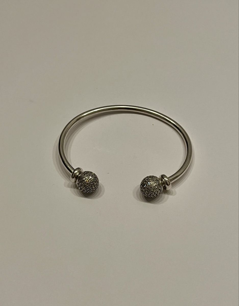 Pandora Bracciali & Braccialetti: Pandora Armreif – Usato da Züberwangen venduto da Celina_Bauer