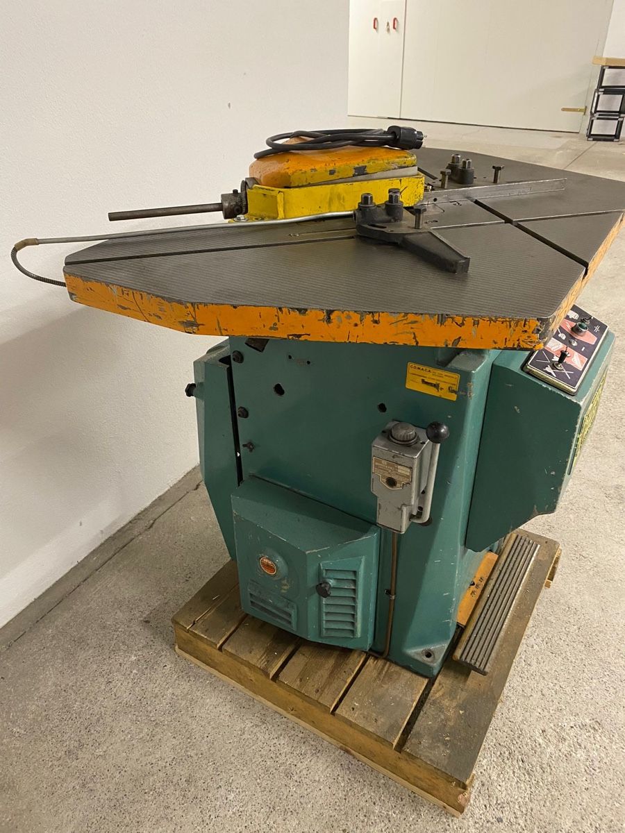 Tutte le macchine: AUSKLINKMASCHINE COMACA – Usato da Aadorf venduto da Handwerker22 3