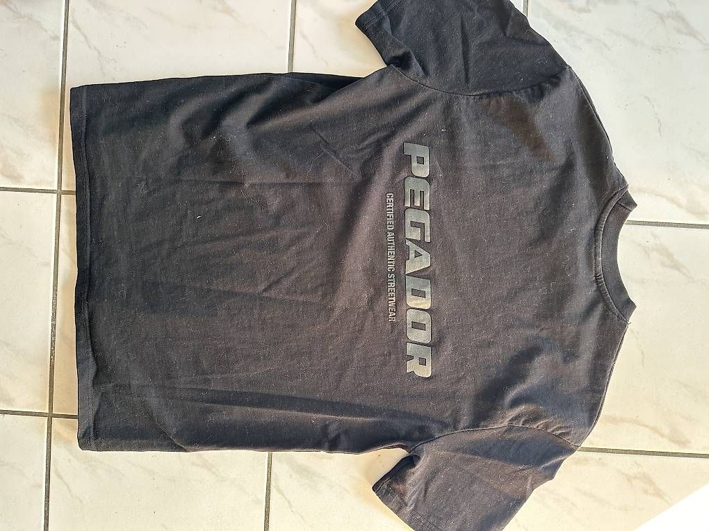Pegador T-shirt: Pegador T-Shirt Grösse S – Usato da Widnau venduto da dom_d8nm 1
