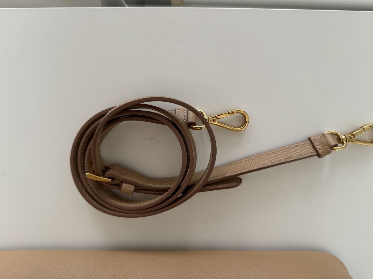 Prada Borse da donna: Original Prada Tasche – Usato da Herrliberg venduto da joe_9hly 3