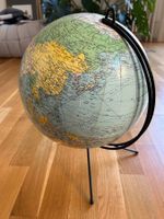 Ästhetischer antiker Globus