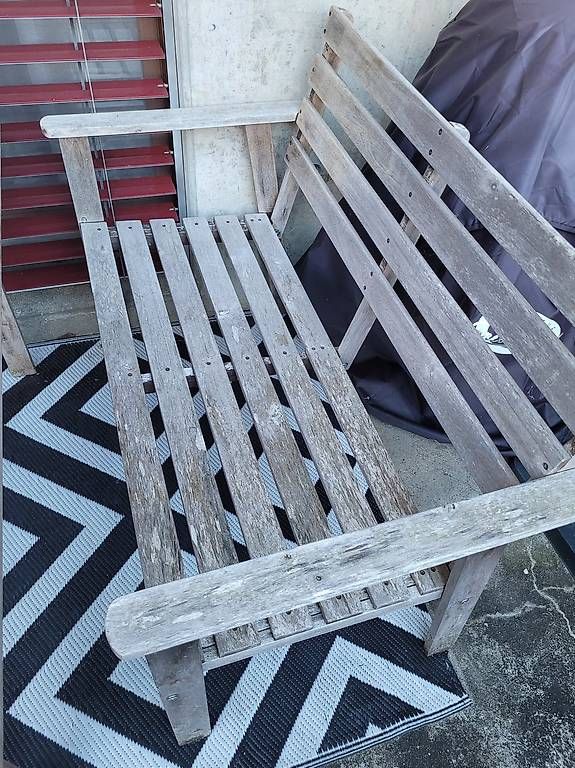 Set di tavolo e panche: Gartenmöbel-Set – Usato da Brienz BE venduto da falbabella 2